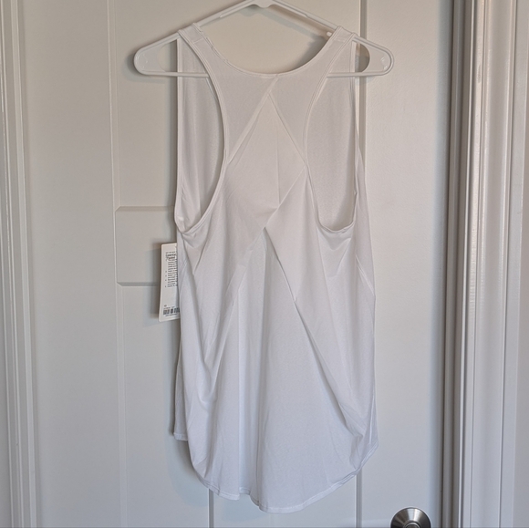 Lululemon NWT Pleated Essential Tank - White sz 10 - Picture 4 of 5
